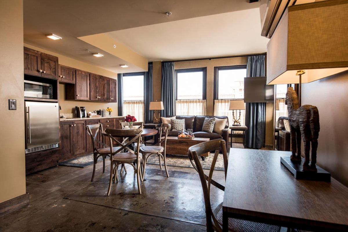 Frontier Hotel Pawhuska Экстерьер фото